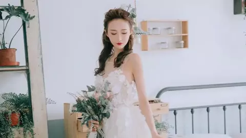 埃及法老金镯失窃案